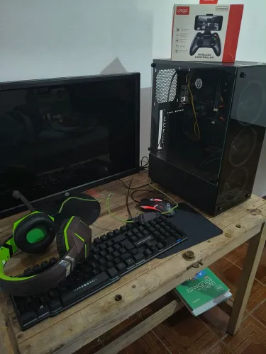 Monitor, Teclado com rgb, Mouse com rgb , Fone gamer,Pc config