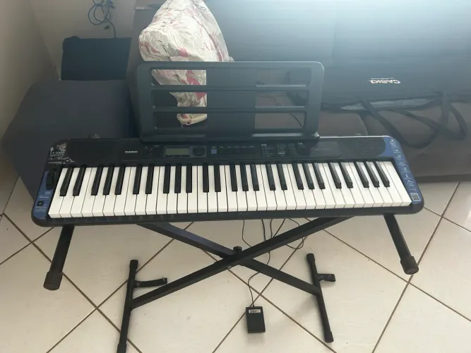 Teclado Musical Casio CT-S300 Kit Completo
