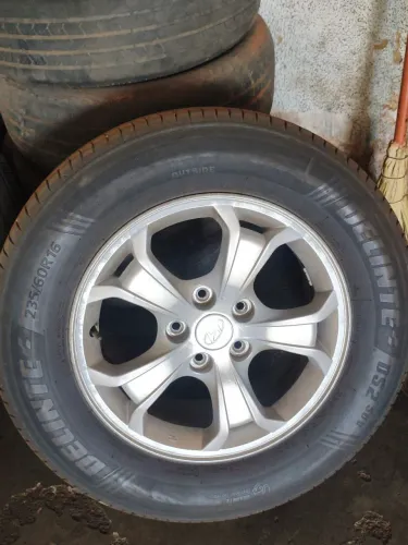 Jg rodas Tucson aro 16 original