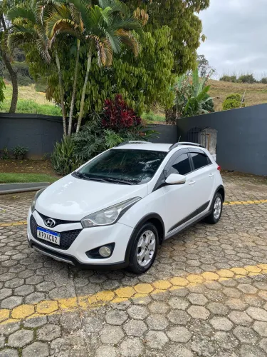 Hyundai HB20X Style 1.6 Flex 16V Aut. 2014