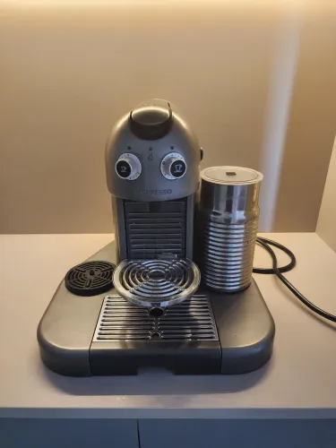 Cafeteira Nespresso Maestria