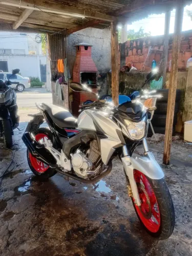 Twister 2021 somente detalhes estéticos