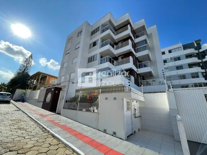 Apartamento 2 quartos no bairro Coqueiros, Florianópolis