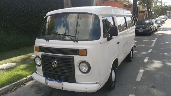 Volkswagen Kombi Standard 1.4 MI Total Flex 8V 2011