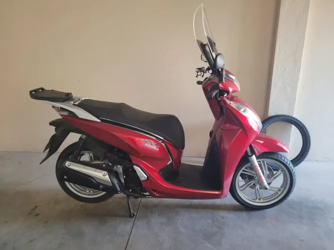 * Leia o anúncio SH 300 APENAS 7mil KM *