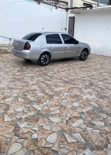 Renault Clio Sed. Authentique Hi-flex 1.0 16V 4P 2007