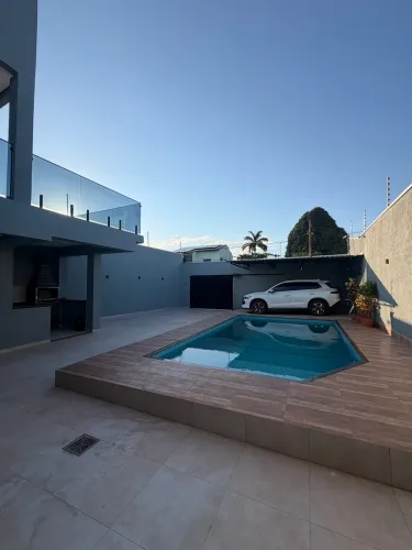 Casa escriturada 2 andar no bairro Aponiã