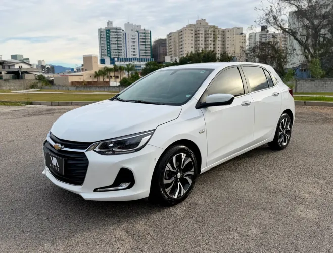 Chevrolet Onix Hatch Premier 1.0 12V TB Flex Aut. 4P 2024