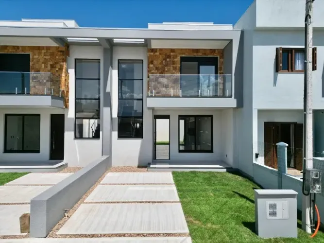 CAPÃO DA CANOA - Sobrado com 3 quartos, 127m² , Praia Zona Norte, Capão da Canoa.