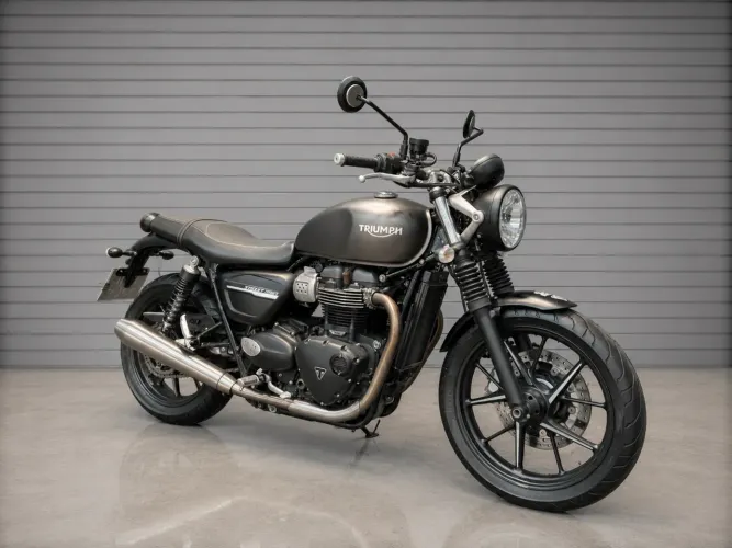 Triumph Street twin 900cc 2020