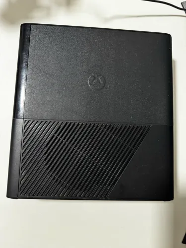 Xbox 360 com Defeito - Luz Vermelha, Erro 0101 | Para Conserto