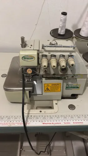 Máquina overlock direct Drive industrial 4 fios