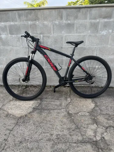 Bicicleta OGGI Hacker HDS Aro 29 - Pouquíssimo Uso!