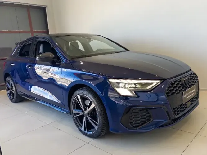 Audi A3 Sportb. Perf. Black 2.0 TFSI S-tronic 2024
