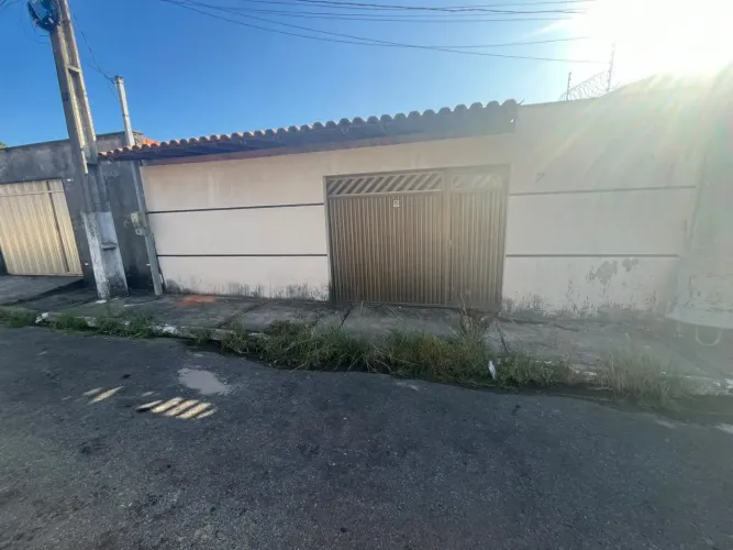 ALUGUEL- CASA EM CONDOMÍNIO