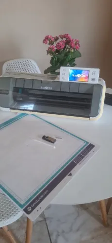 Máquina de corte Scancut CM300 Brother