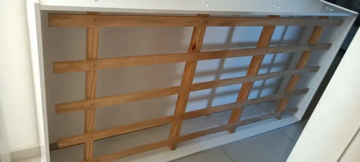 Cama para colchão de solteiro - base