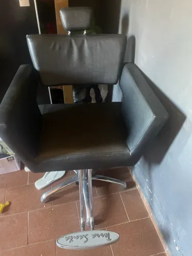 Vende-se cadeira de salão 