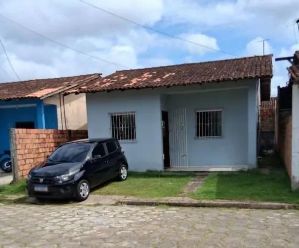 Alugo Casa de Condomínio no Residencial Ipês II