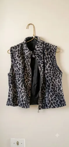 Colete animal print Preto e cinza
