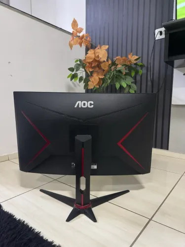 Vendo Monitor Gamer 27 Legend Hero AOC 240 hz