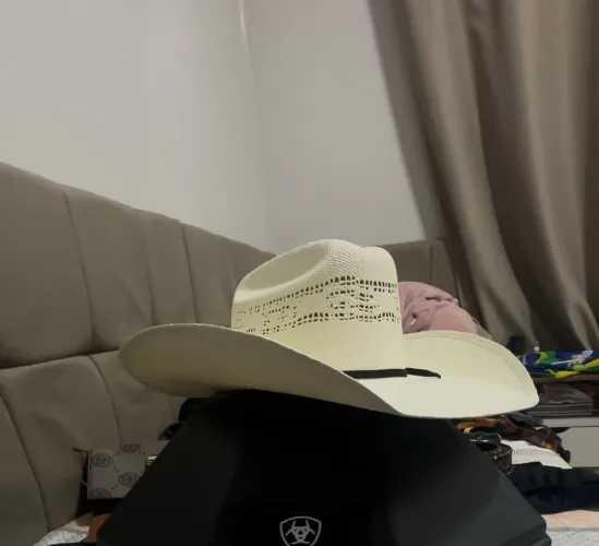 Chapéu El Paso, tamanho 55. Utilizado apenas 2 vezes