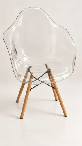 Cadeira transparente