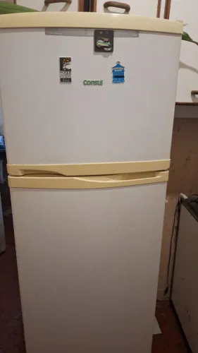 Vendi geladeira consul 346 lt grande estado novo funciona urgência zap *