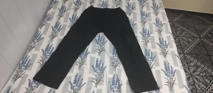 Vendo está calça cargo tamanho GG