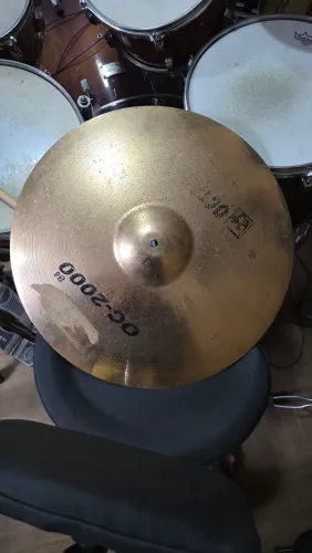Pratos Octagon para Bateria: Ride 20" OC 2000 e Crash 15" Groove