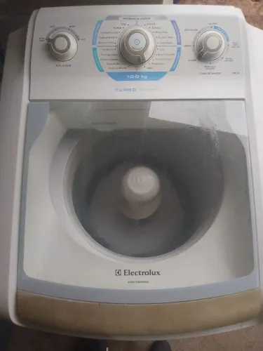 Máquina de Lavar Roupas 10k - Eletrolux Turbo Rápida