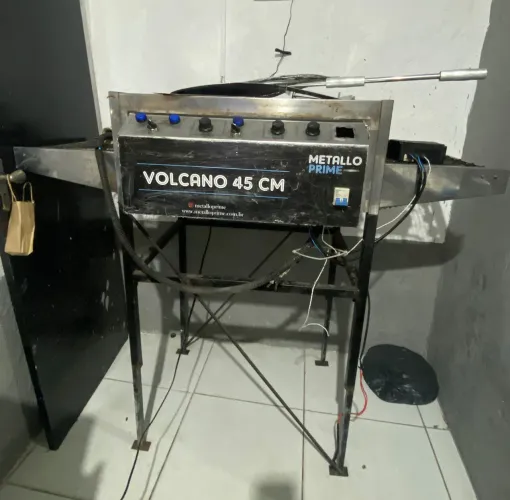 Forno esteira em ótimo estado mais info Wpp *11