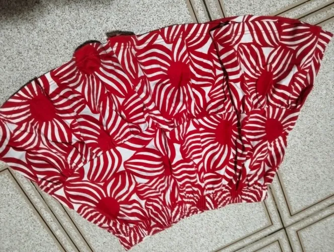 Short saia infantil tamanho 8 vermelha