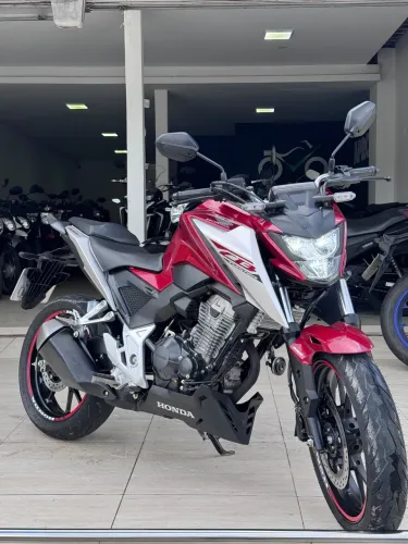 HONDA CB TWISTER 300F 2026 / APROVA MOTOS