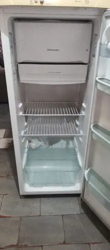 Vende-se geladeira Electrolux 220v