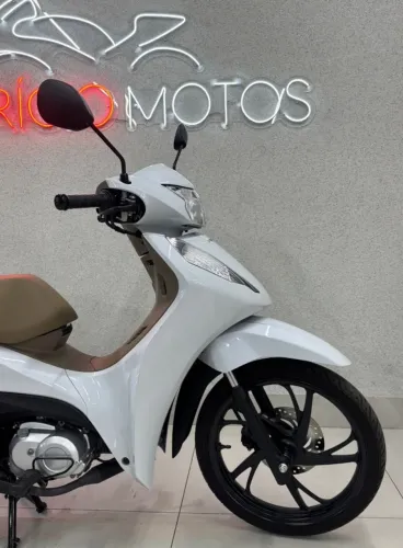 Biz 125 EX, ANO 2024/2025!!!FINANCIAMENTO EM ATE 48X