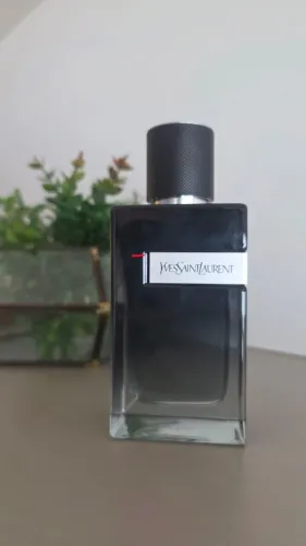 Y Eau de Parfum Yves Saint Laurent 100ml