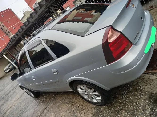 Chevrolet Corsa Sed. Premium 1.4 8V Econoflex 4P 2011