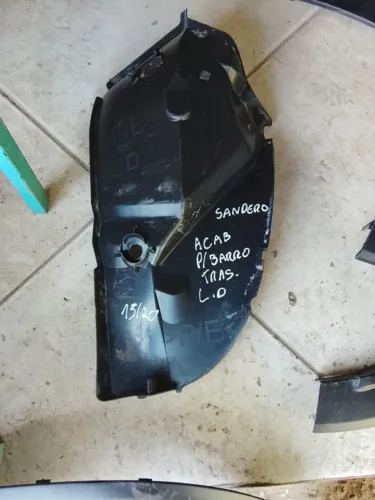 Acabamento Para Barro traseiro direito Renault Sandero 2013 / 2020