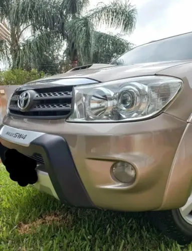 Toyota Hilux SW4 SRV D4-d 4X4 3.0 TDI Dies. AUT 2010