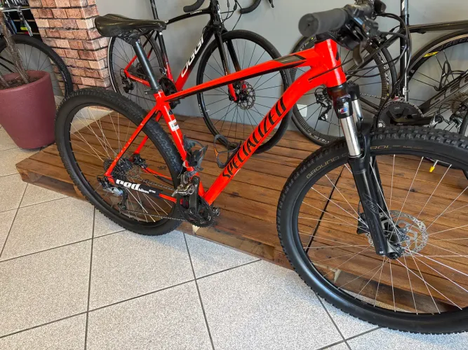 Bicicleta Specialized Rockhopper alumínio 27v tamanho 19