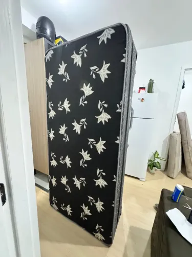 Cama Box Solteiro Semi-nova