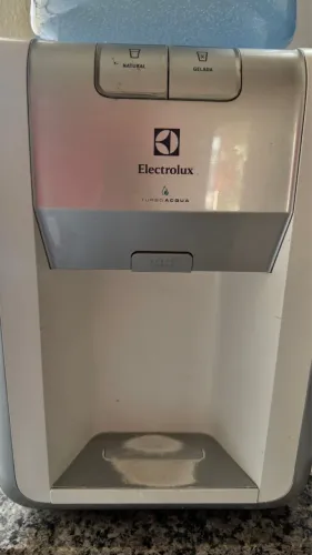 Vendo bebedouro Eletrolux turbo água
