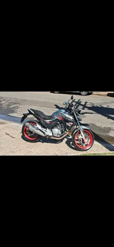Cb 250f