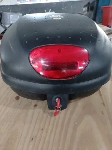 Baú Givi E33L
