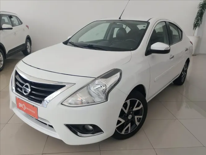 Nissan Versa SL 1.6 16V Flexstart 4P Aut. 2017