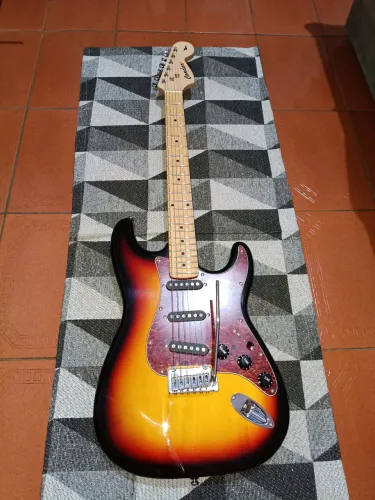 Guitarra Condor GX-50 Stratocaster