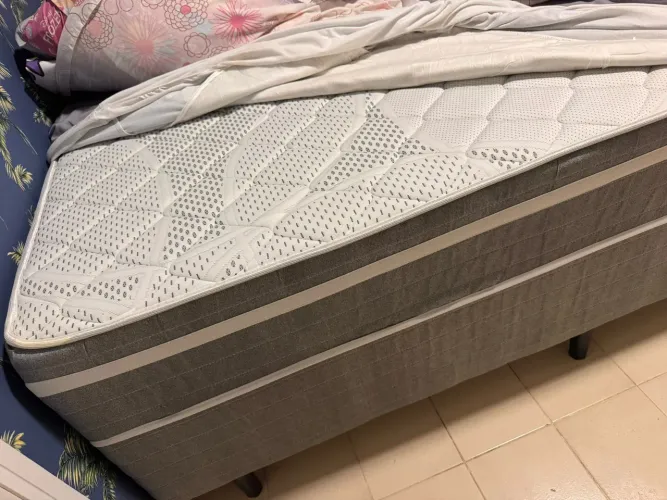 Cama de casal 140 x 190