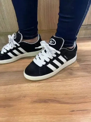 Sapato Adidas campus