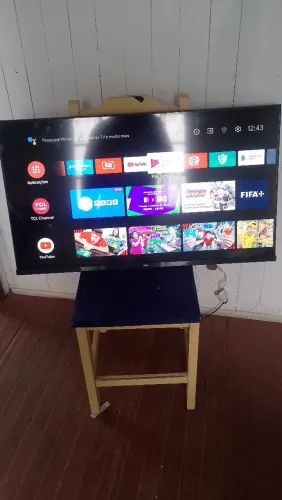 Tv TCL smart Android 43 polegadas acompanha controle sem os pezinhos